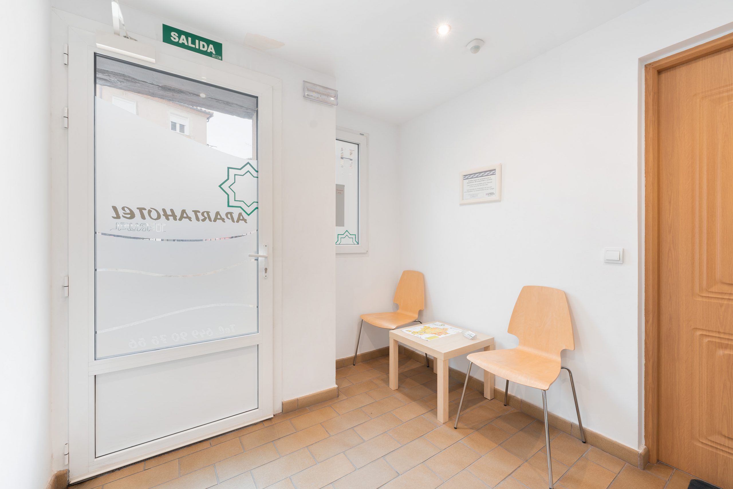 Apartamentos Teruel - foto hall entrada
